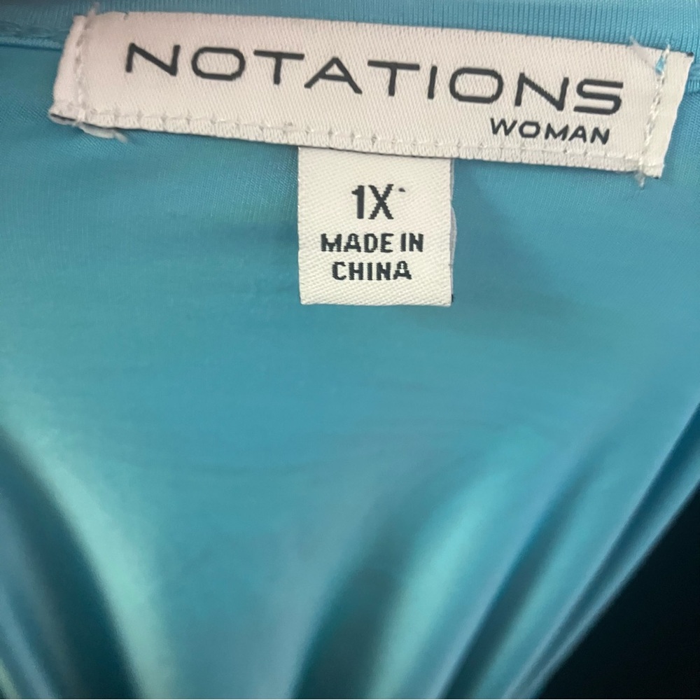 Notations Woman Kaleidoscope Print Sharkbite Tunic 1X - Picture 2 of 9